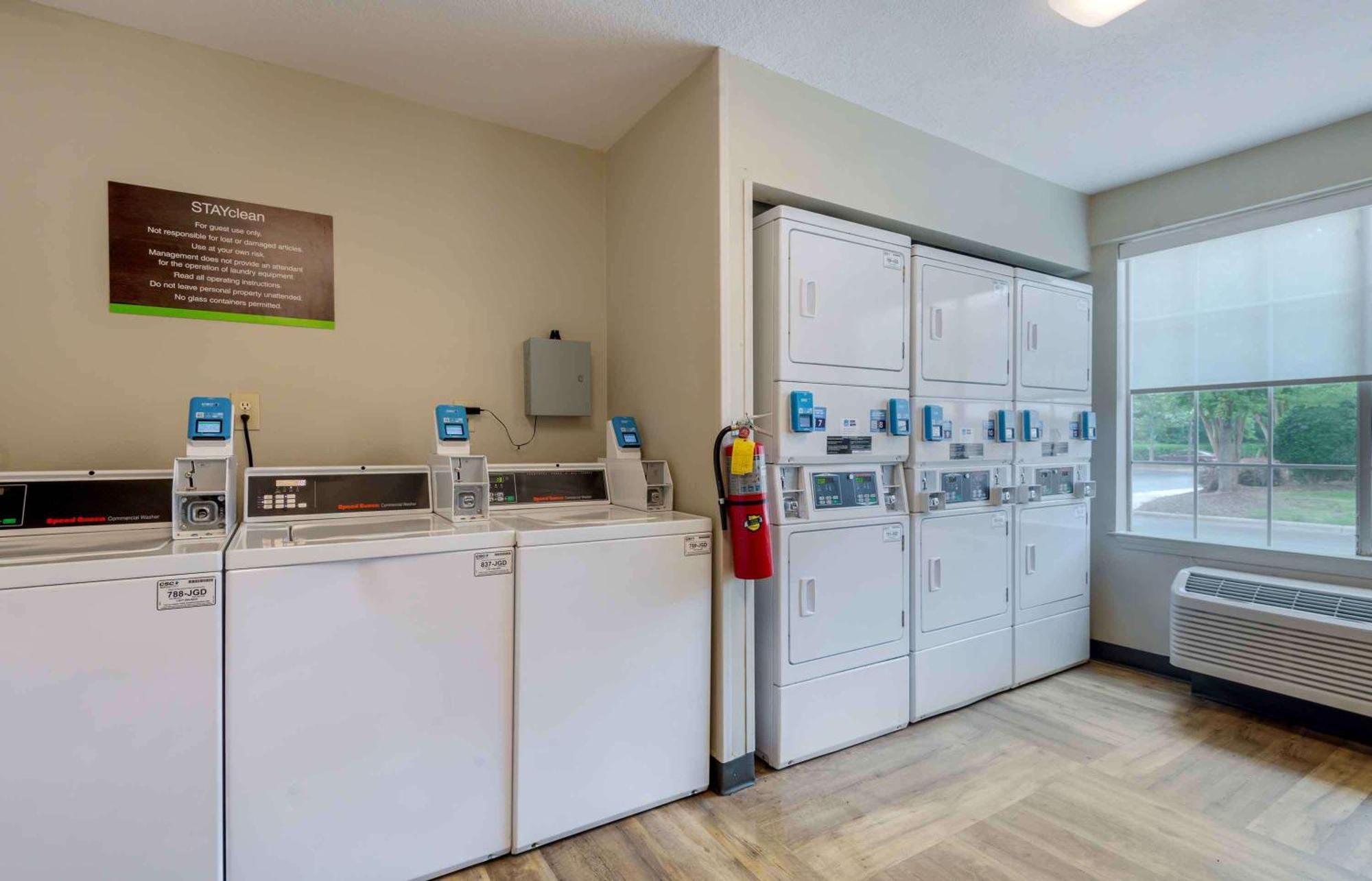 Extended Stay America Select Suites - Charlotte - Airport Dış mekan fotoğraf