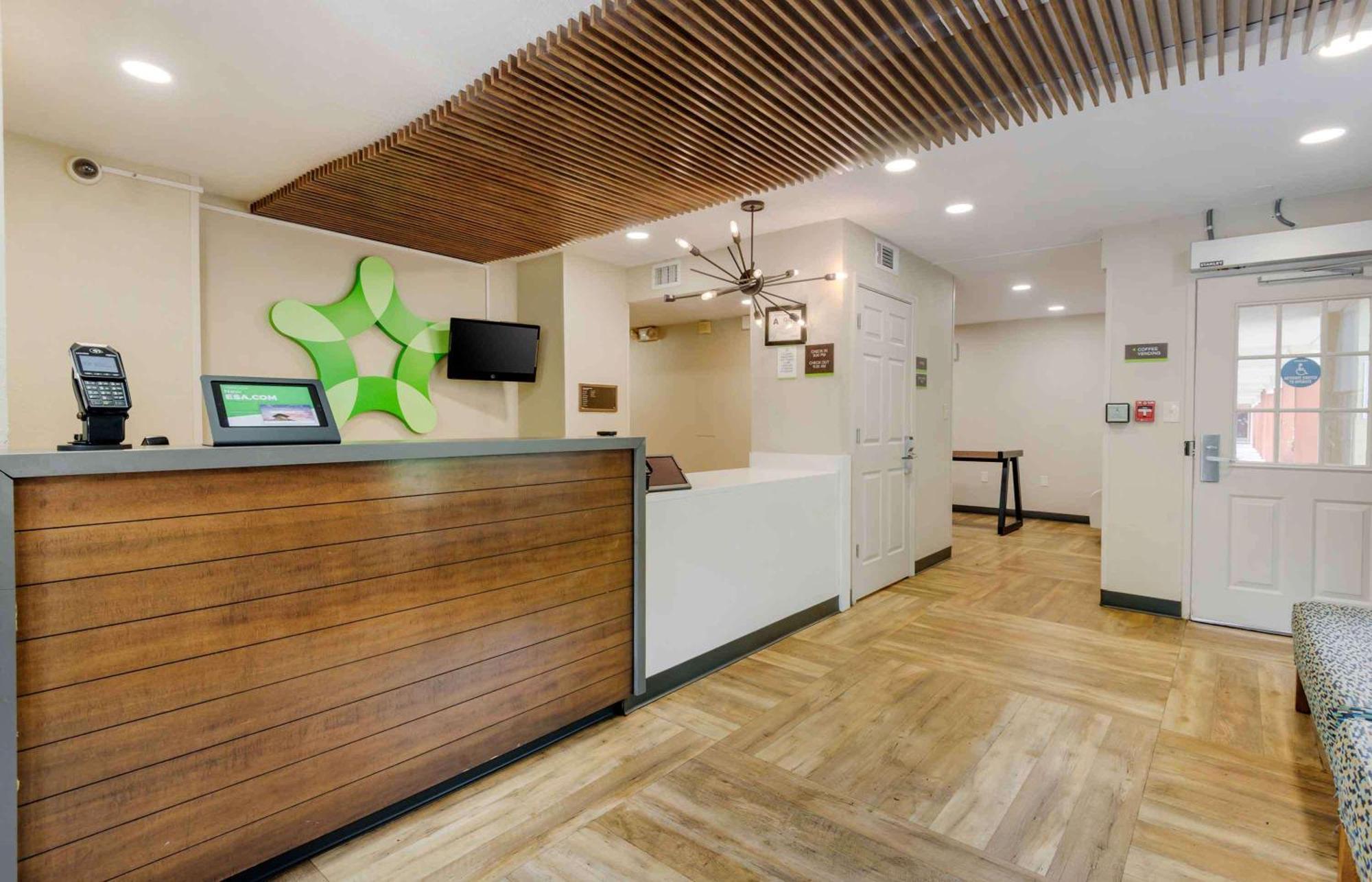 Extended Stay America Select Suites - Charlotte - Airport Dış mekan fotoğraf
