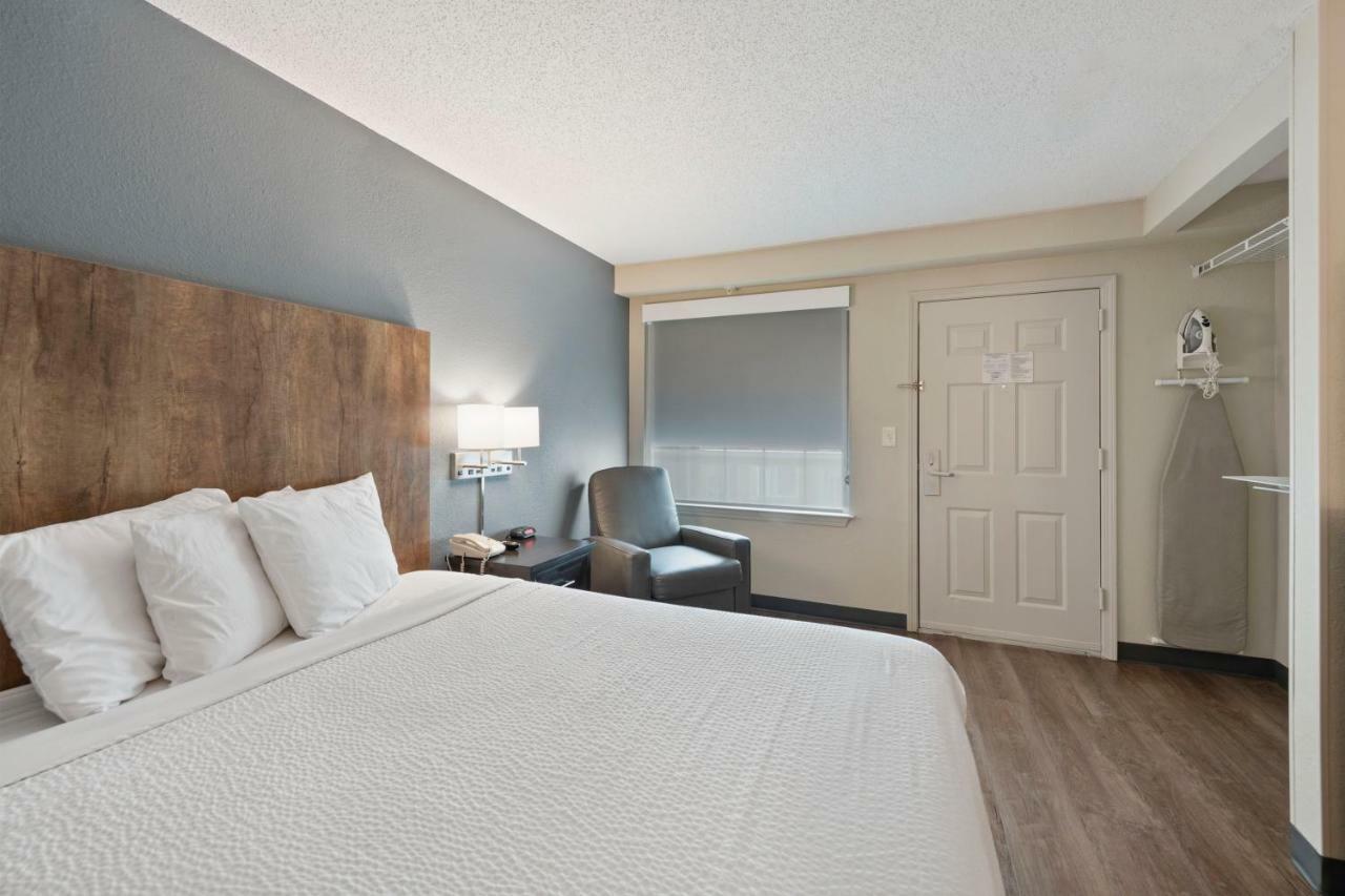 Extended Stay America Select Suites - Charlotte - Airport Dış mekan fotoğraf